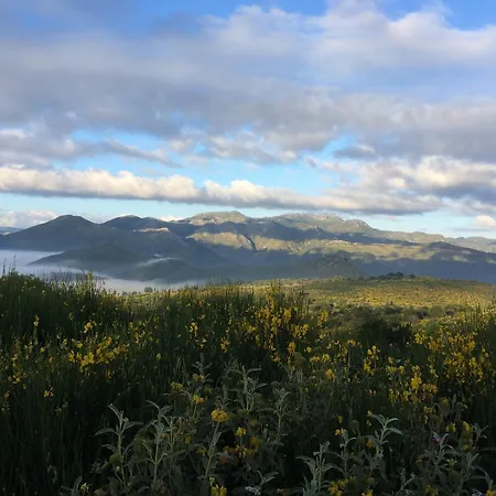 Miglari فندق ستيمنيتسا