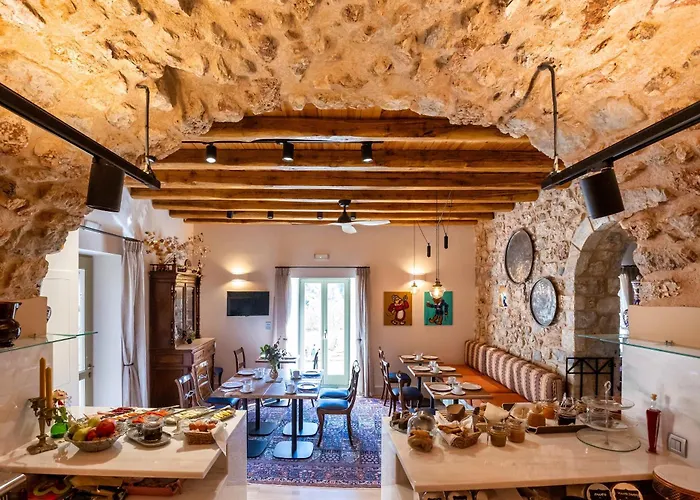 Miglari فندق ستيمنيتسا